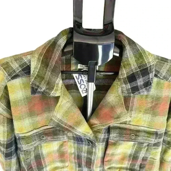 Free People We The Free Izzie Cargo Shirt Olive Combo NWOT Xs Shacket - Picture 3 of 10